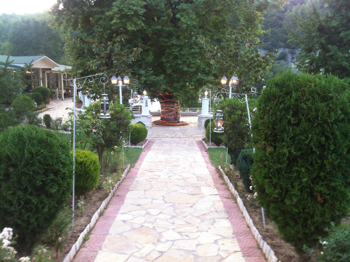 Resort Teater Kame Ibe Esterno foto